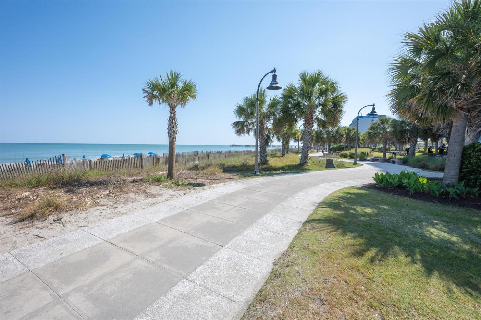 Oceanfront,heated Pools,boardwalk, Location,views! * Myrtle Beach