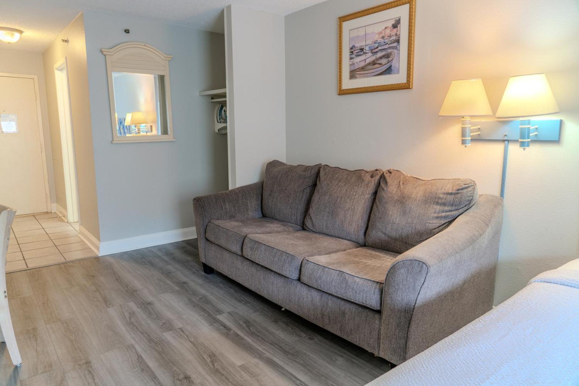 Holiday home Recently Updated Oceanview King Suite! Sea Mist 50504! Sleeps 4! *