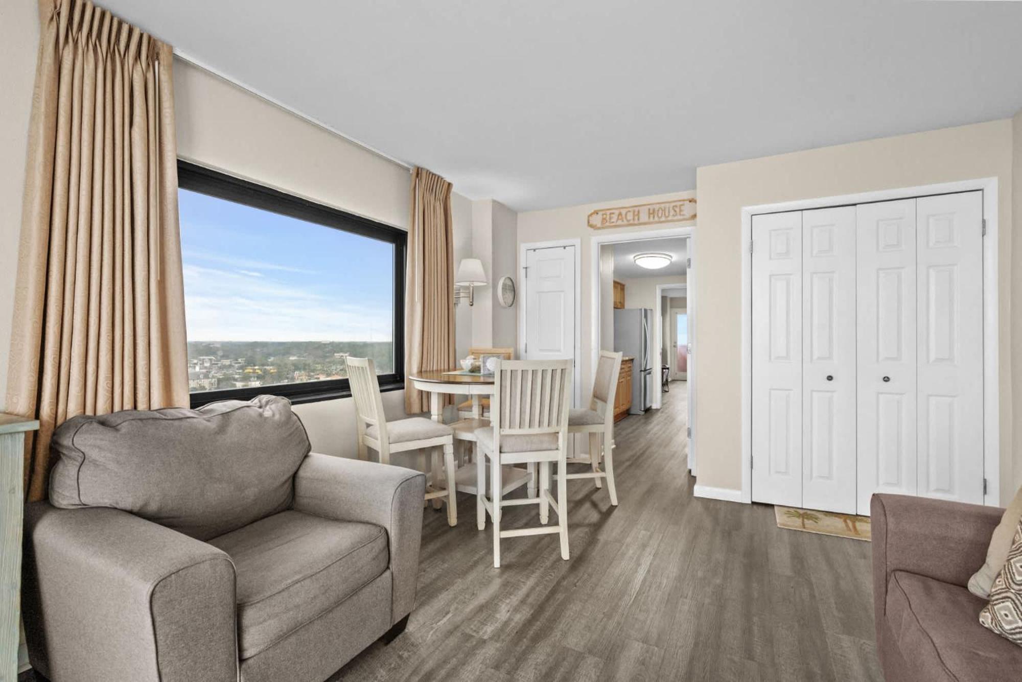 Palms 1406 - Oceanfront