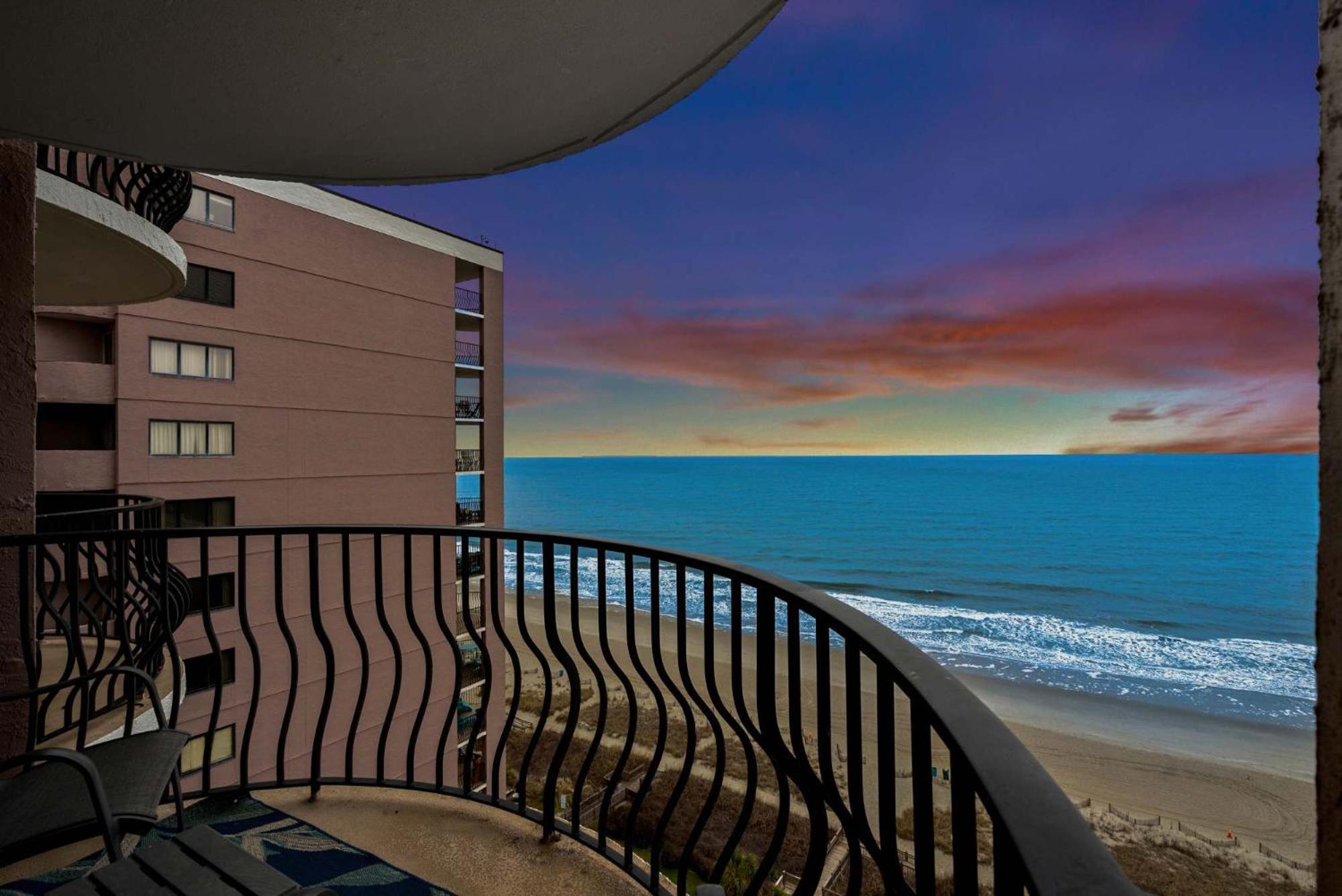 Palms 1406 - Oceanfront Holiday home
