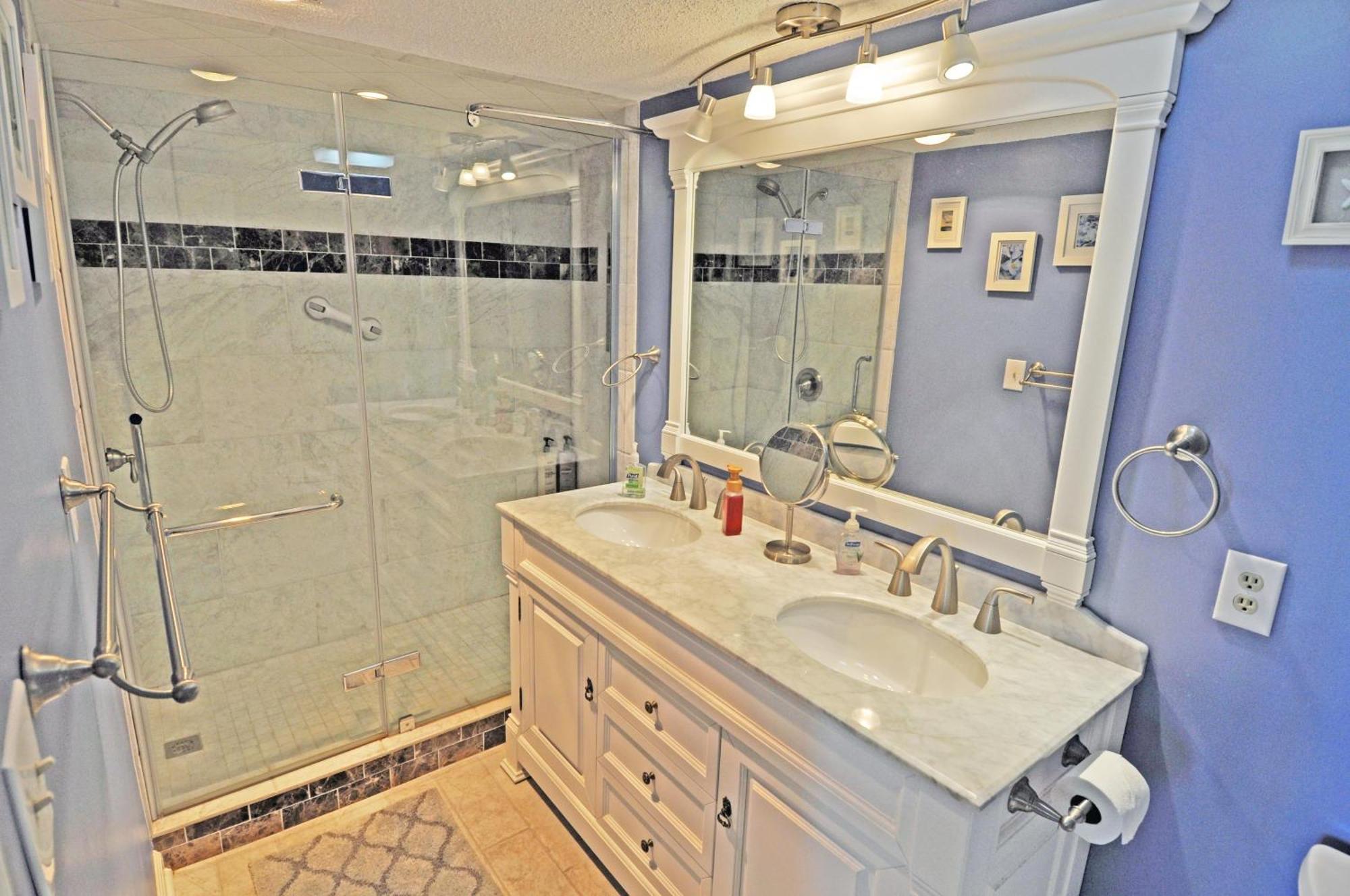 Spt603 Springs Towers Oceanfront 3br With Pool *