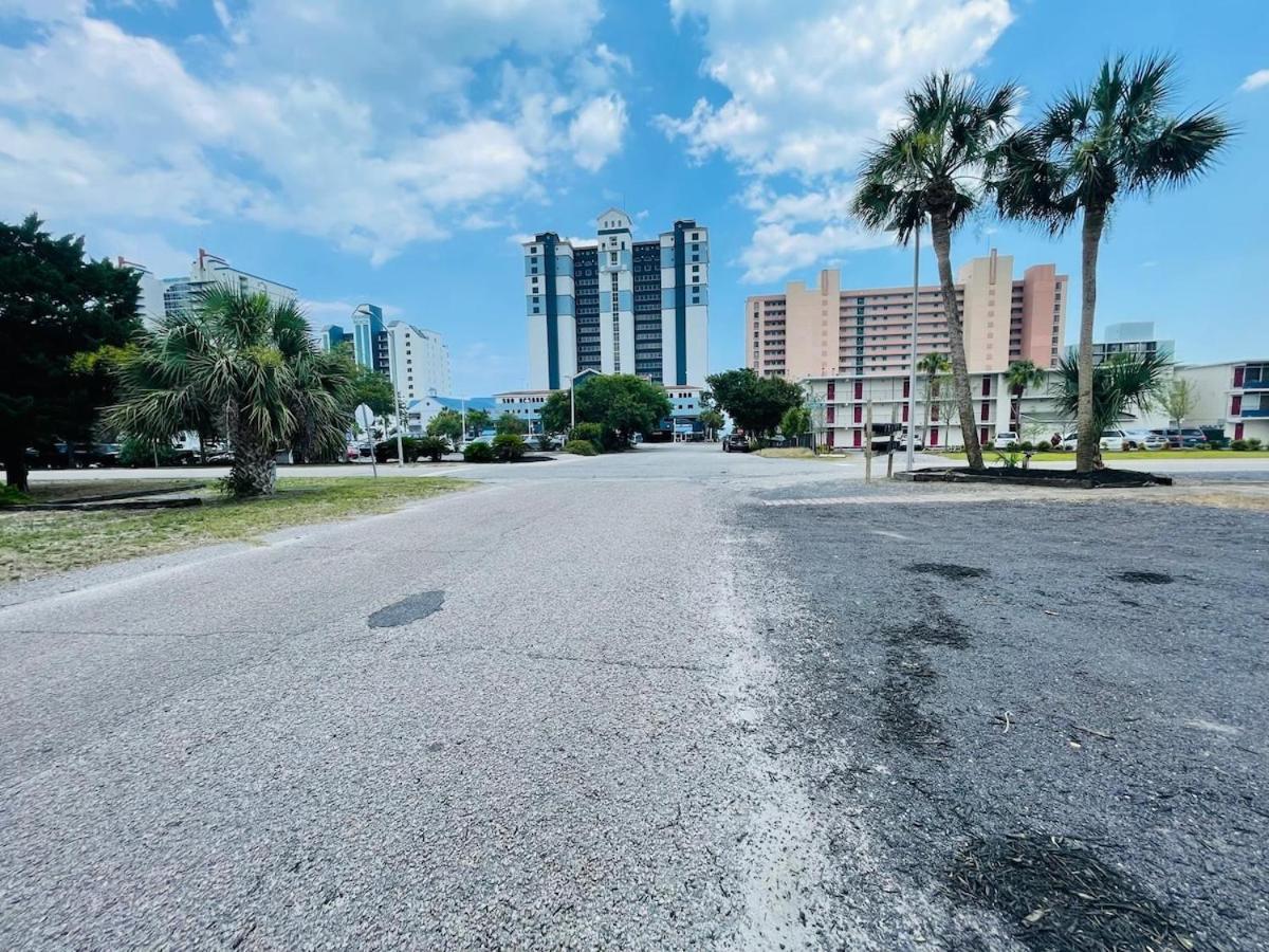 Perfect Vacation Walk To The 11 * Myrtle Beach