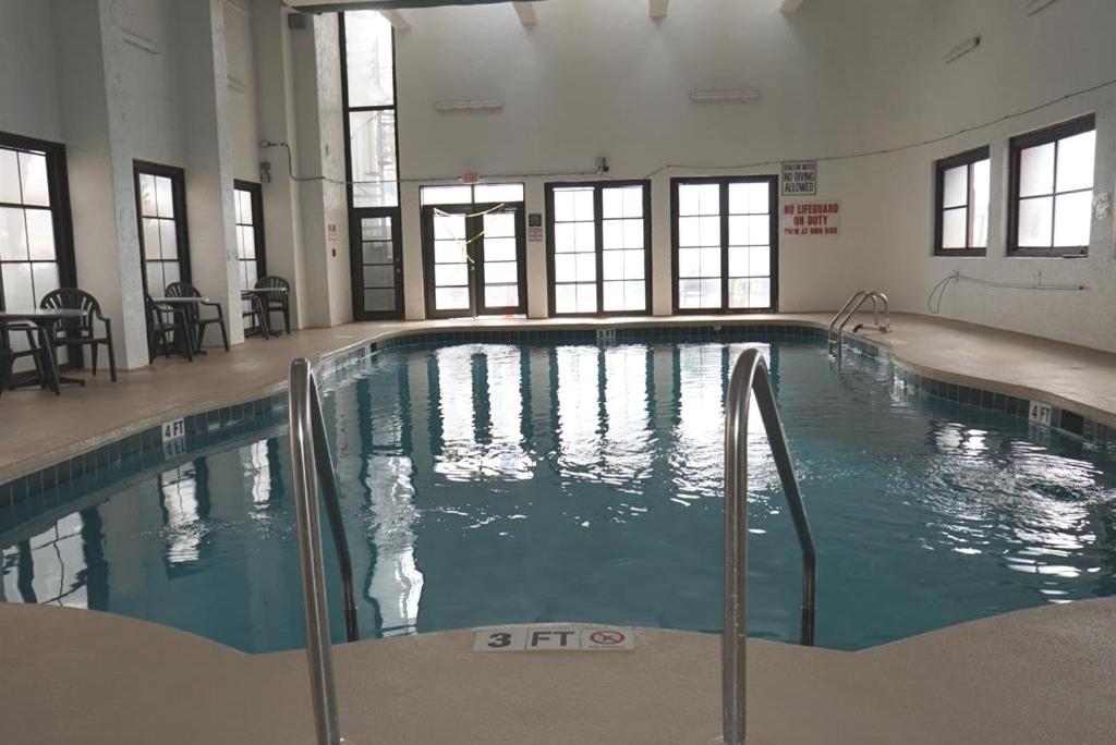 Ocean Front Bliss Newly Renovated 5 Star *