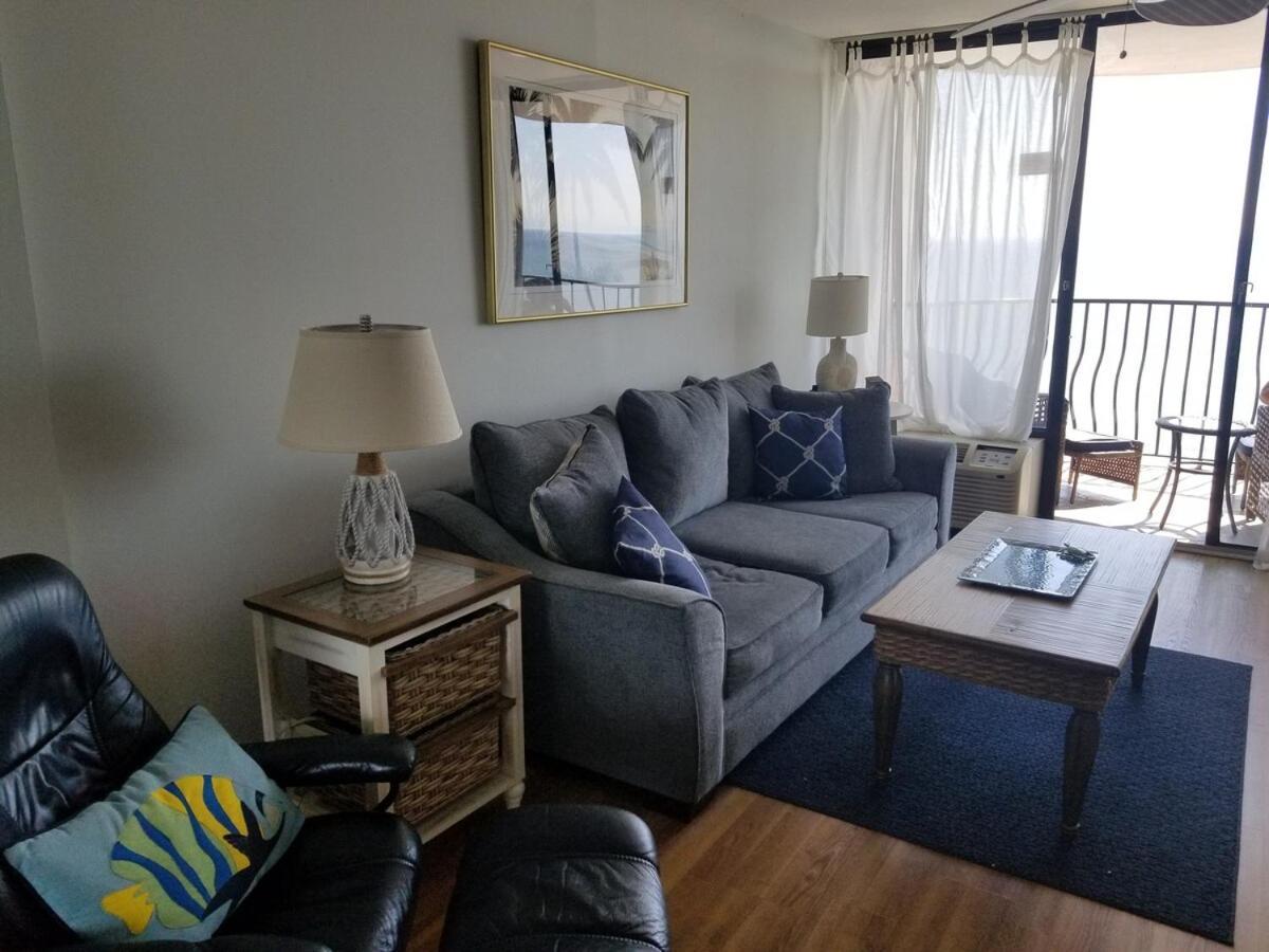 Ocean Front Bliss Newly Renovated 5 Star *