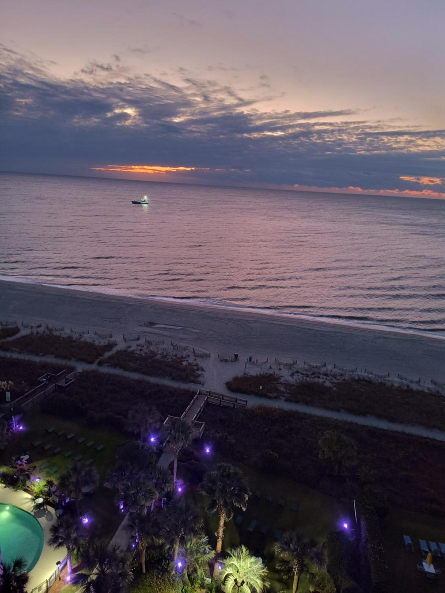 Ocean Front Bliss Newly Renovated 5 Star