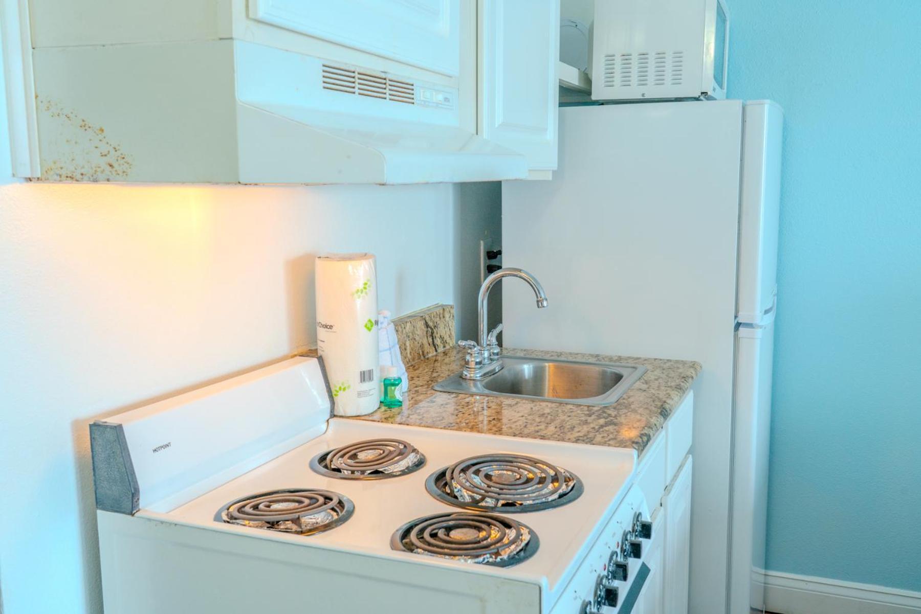 Direct Oceanfront Double Queen Suite! Stunning Ocean Views! Sleeps 4! Sea Mist 20802 Holiday home Myrtle Beach