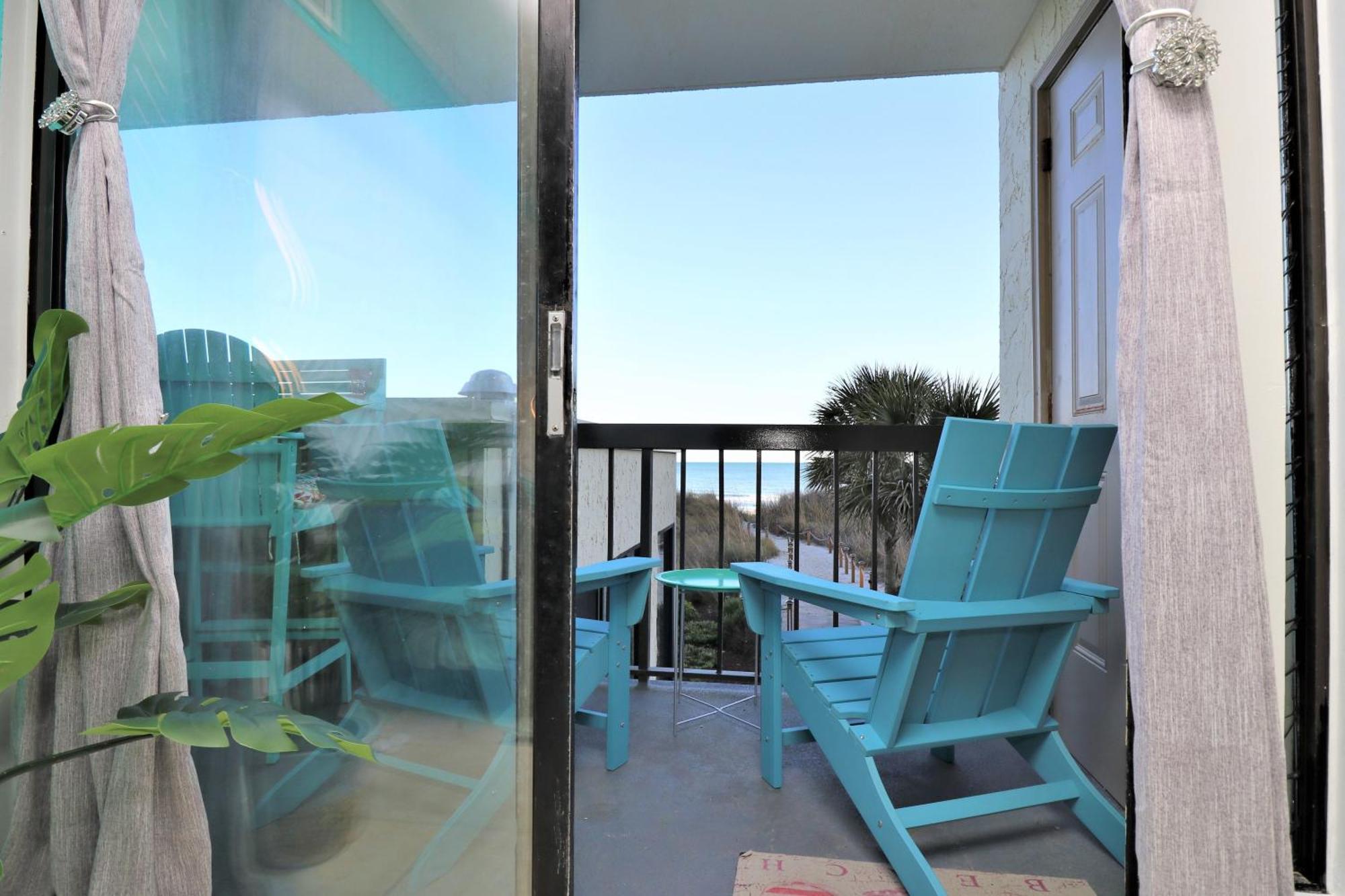 Apartment Spectacular Ocean View-captivating Sunrises And Sunsets