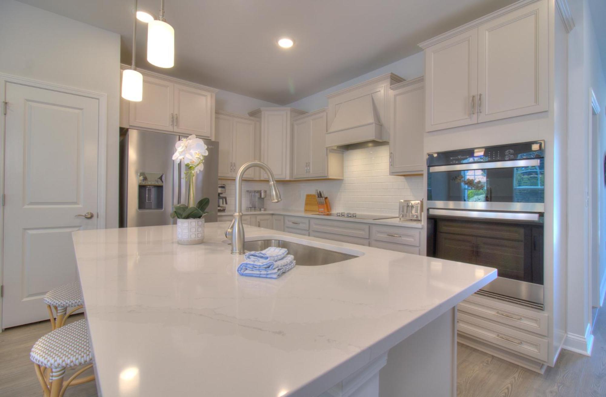 Beachside Bunker Stunning 3br 2 5bath * Myrtle Beach