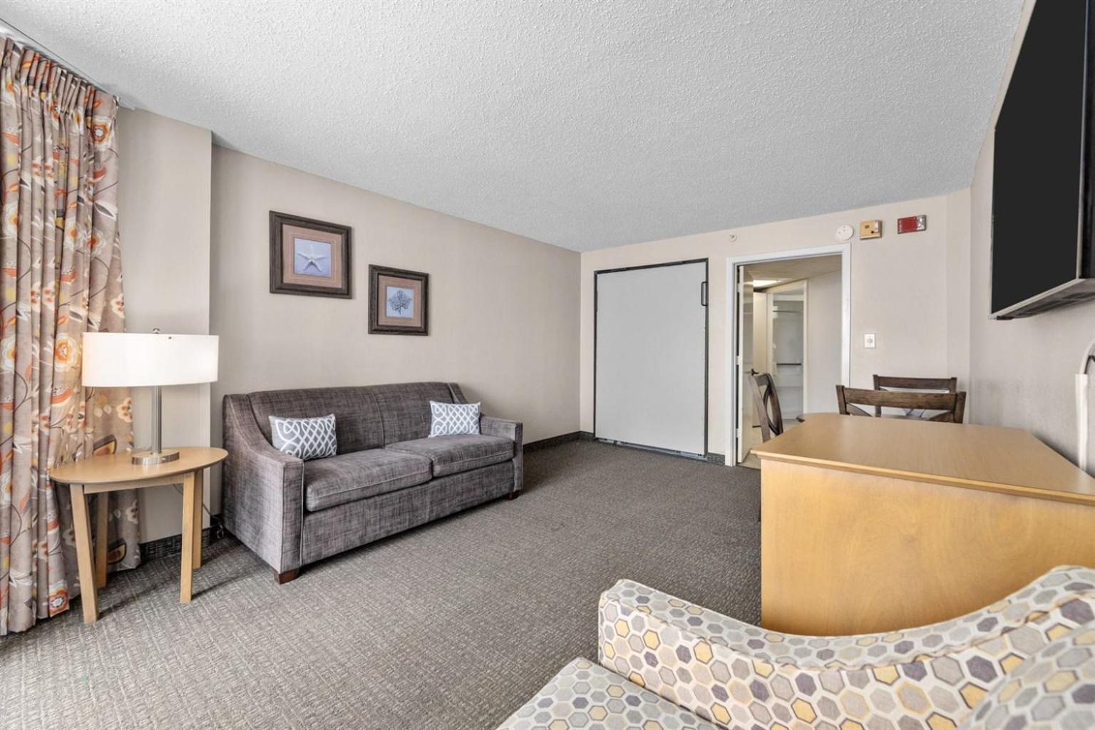 Holiday home New Oceanview Landmark, King Bed, Handicap, Pools! Myrtle Beach