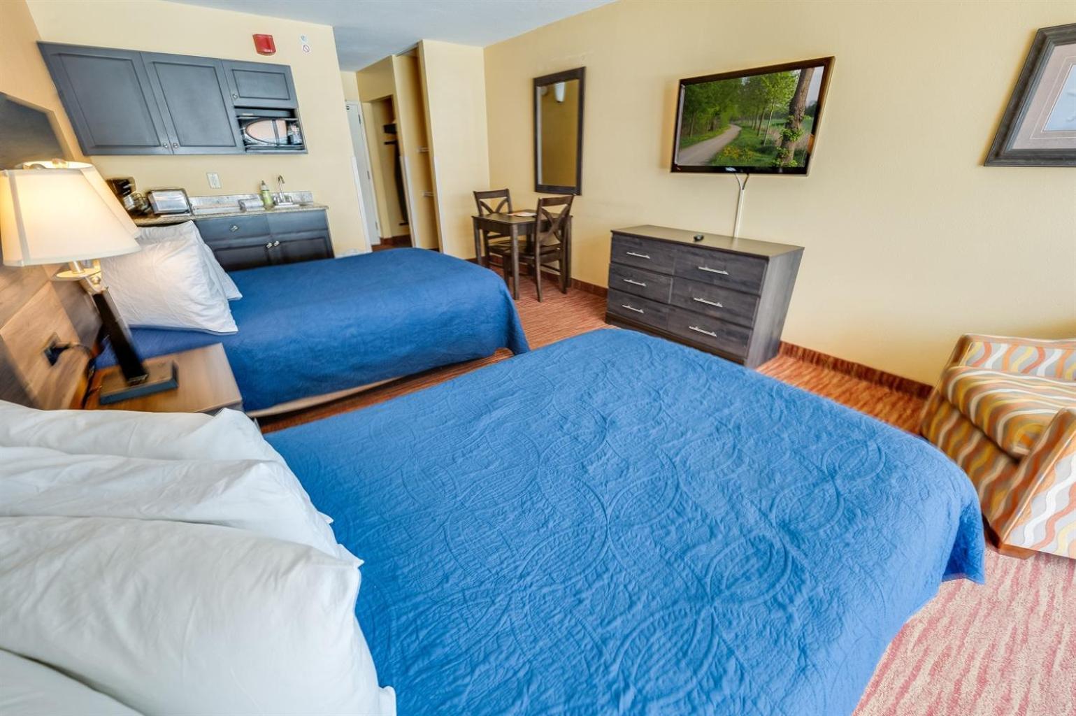 Remodeled Condo, Waterpark View At Landmark