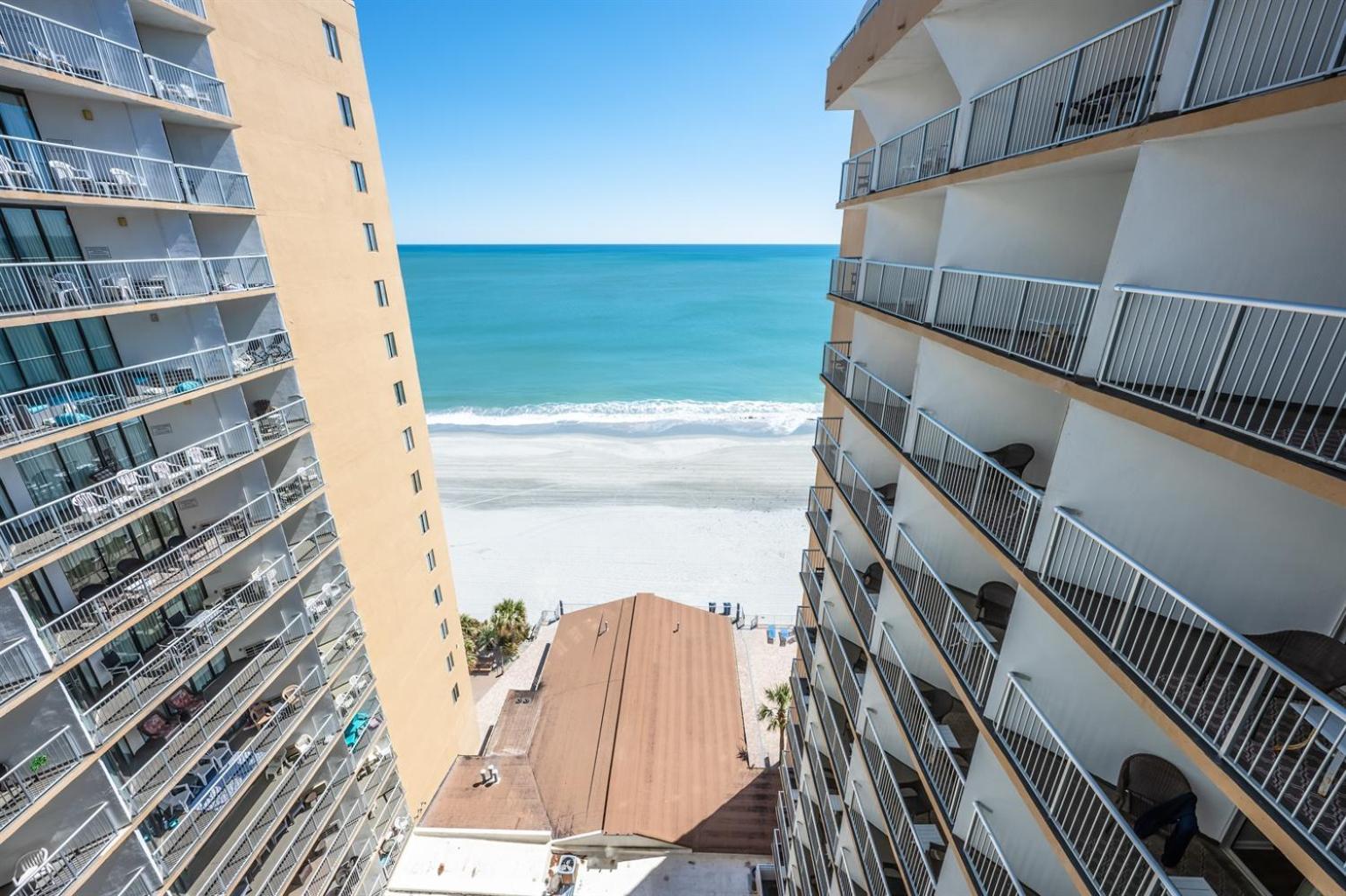 New Ocean Annie's Oceanview Heated Pools!