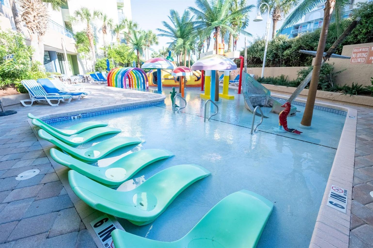 Oceanfront 1br With Heated Pools, Coral Holiday home *