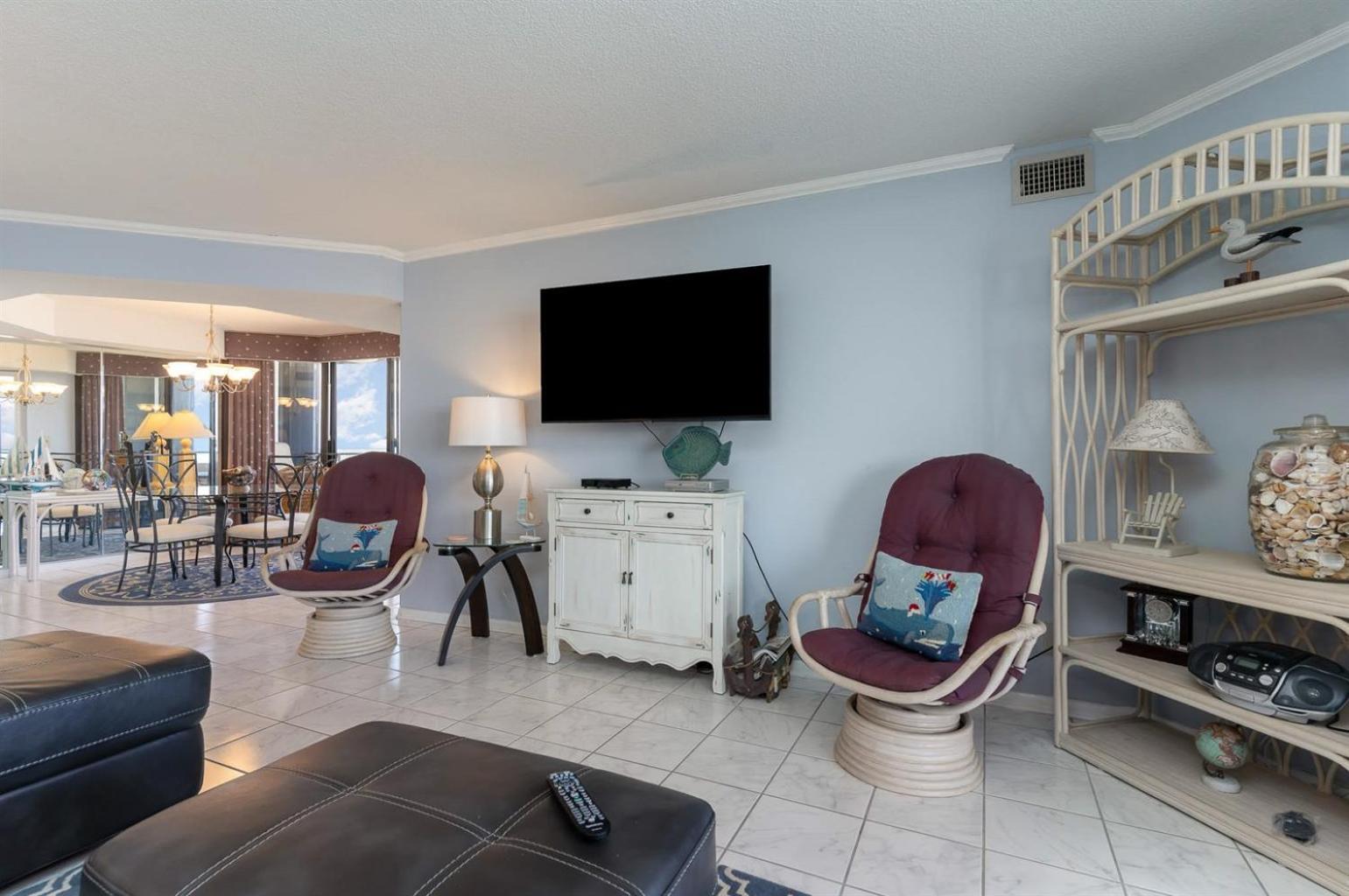 Newly Updated, Exclusive Condo, Spectacular Views!
