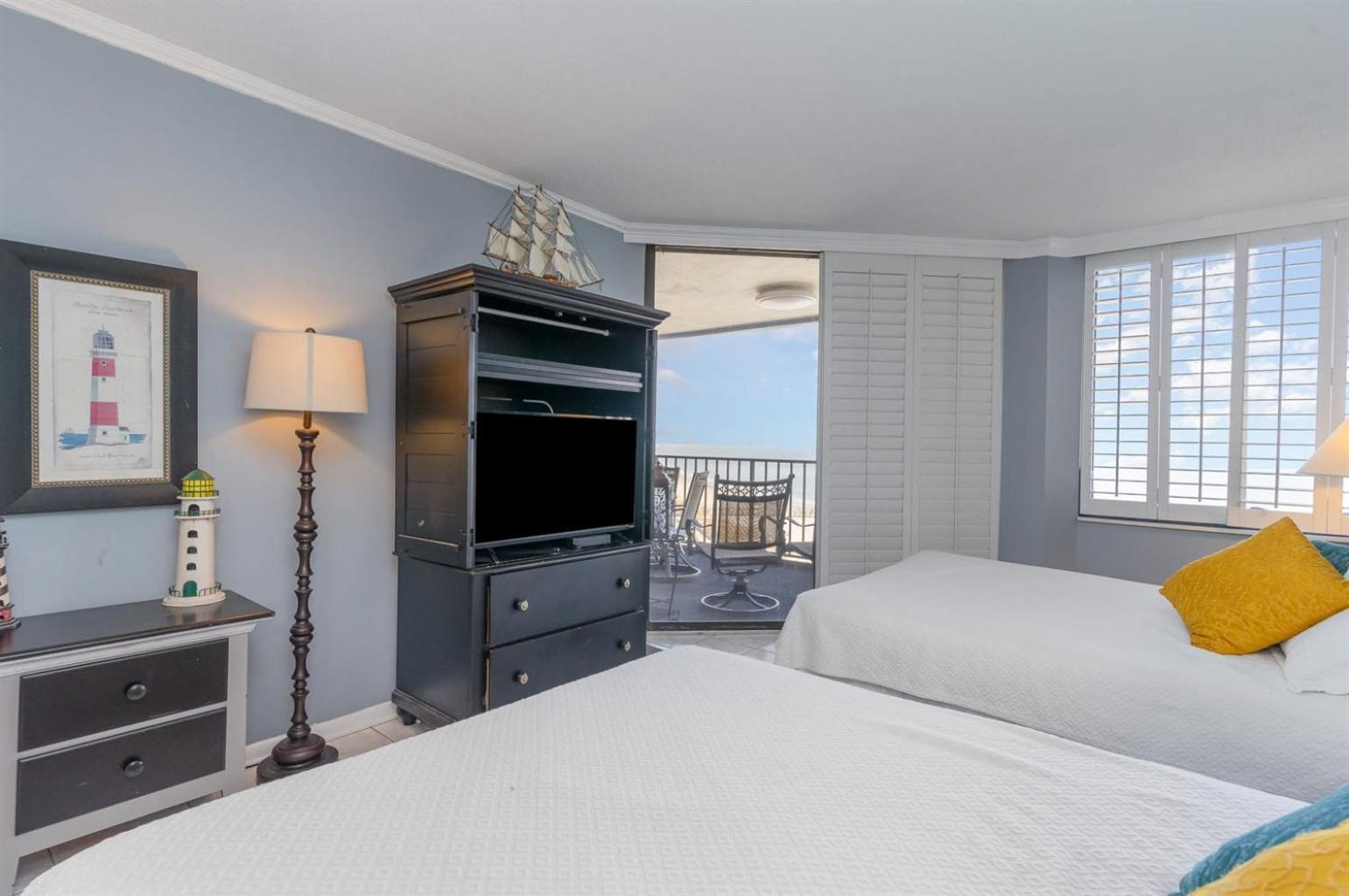 Holiday home Newly Updated, Exclusive Condo, Spectacular Views!