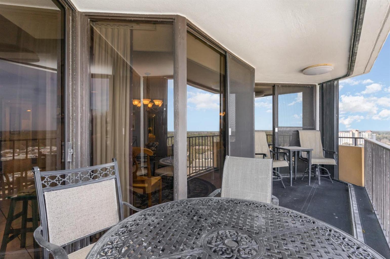 Newly Updated, Exclusive Condo, Spectacular Views! *