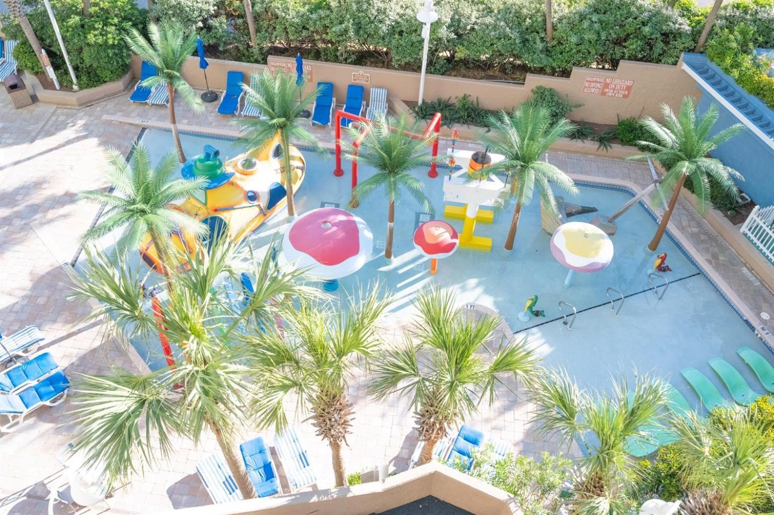 Holiday home Oceanfront 1br With Heated Pools, Coral