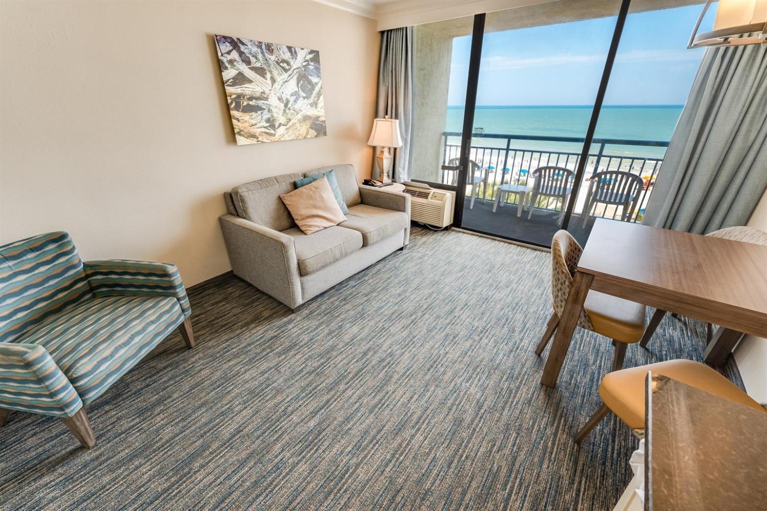 Oceanfront 1br With Heated Pools, Coral Holiday home *
