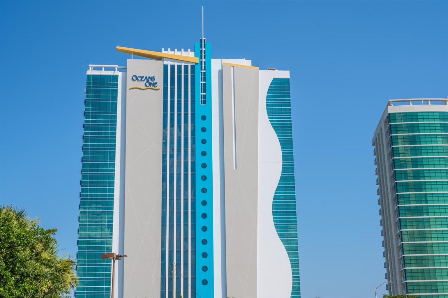 7th Floor! Modern Building, Direct Oceanfront View Myrtle Beach