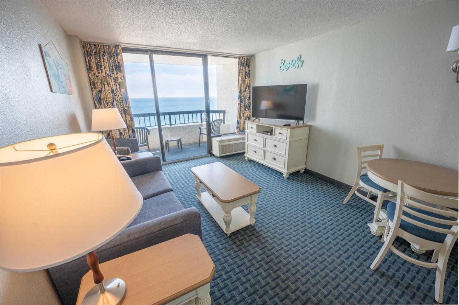 Recently Renovated, Oceanfront View, Heated Pools! Holiday home Myrtle Beach