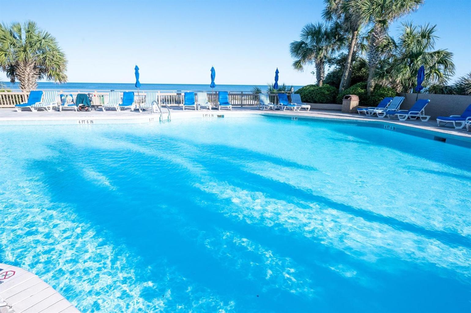 Holiday home Oceanfront Remodeled With Pools, Coral Myrtle Beach