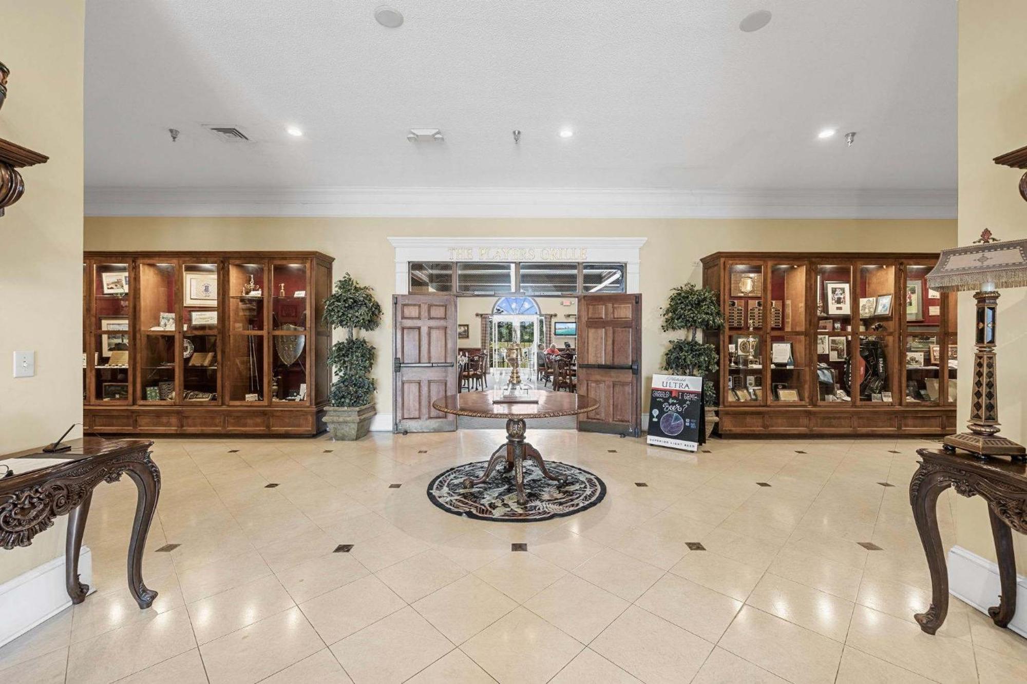 Newly Renovated 3br At World Tour