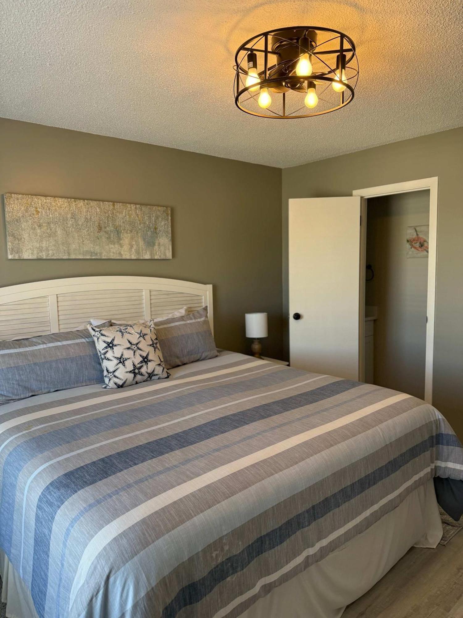 Apartment Great 2 Bedroom 1 & Half Bath Marsh 2m
