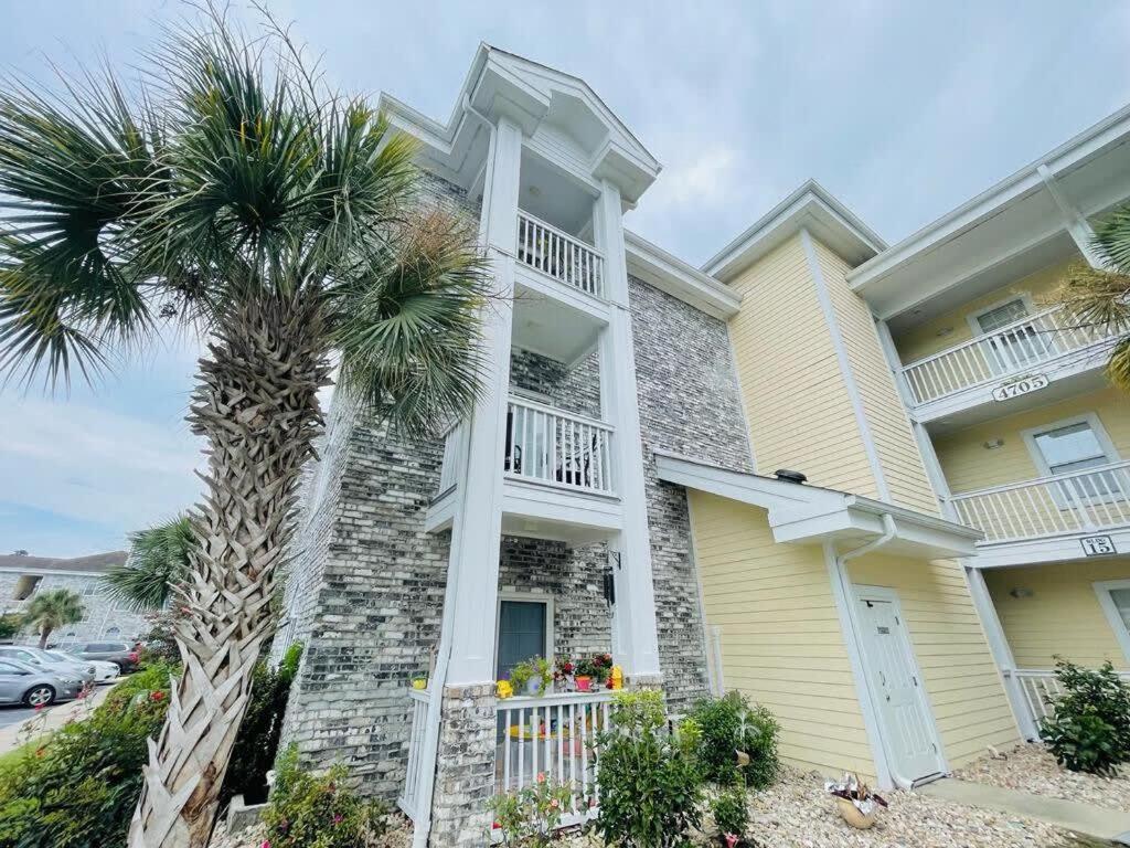 Apartment And Cozy 1br At Magnolia Place