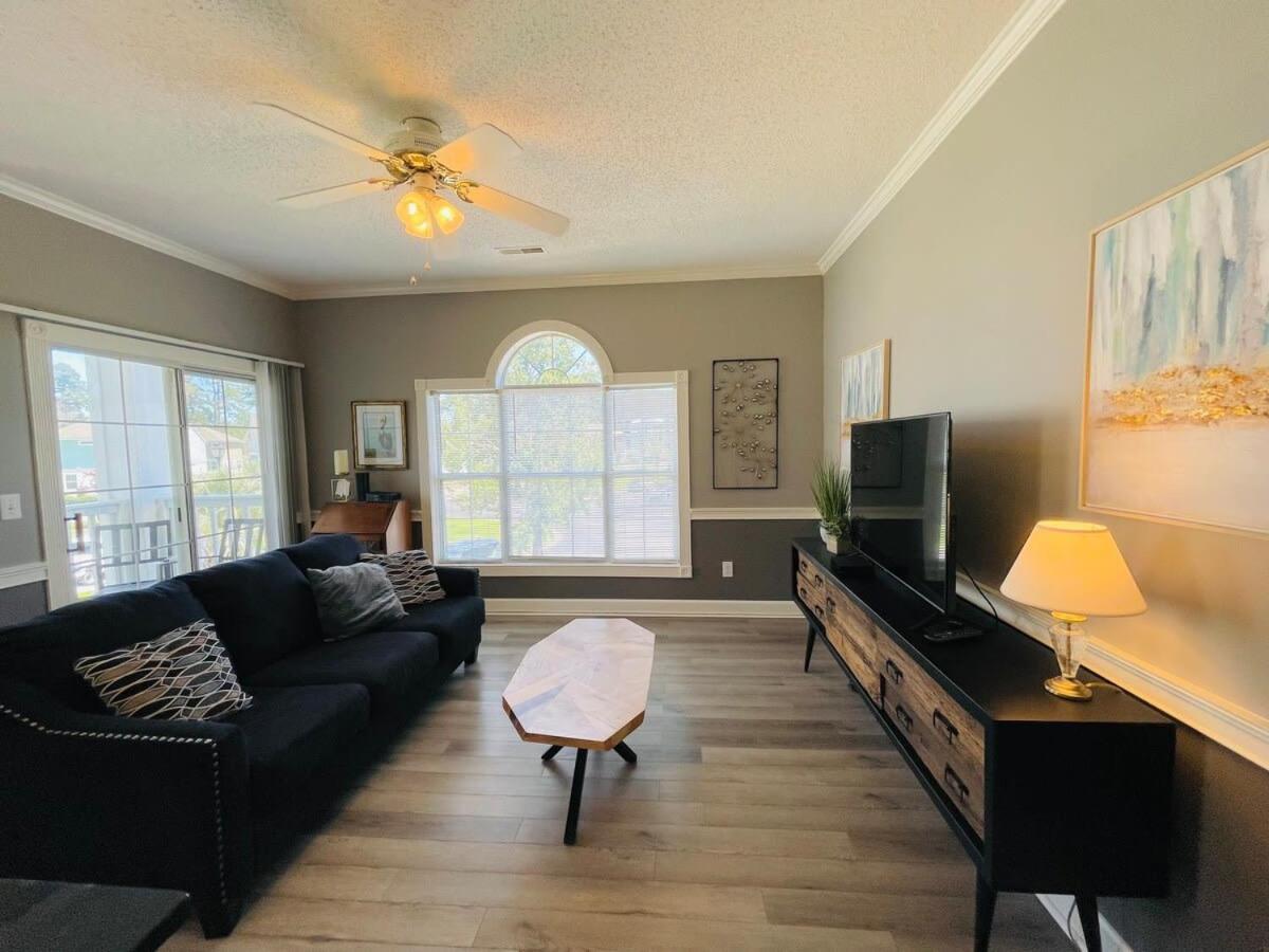 Cute Stylish And Comfy In The Center Of Mb Holiday home Myrtle Beach