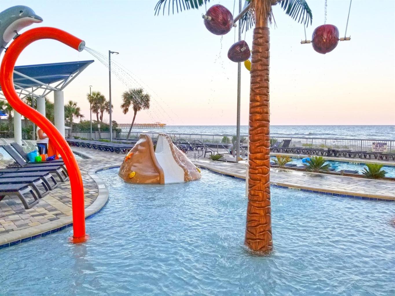 New Modern, Direct Oceanfront, Boardwalk, Views! Apartment Myrtle Beach