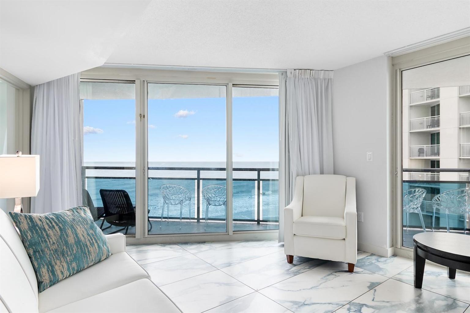 Paradise Breathtaking Oceanfront Oceans One