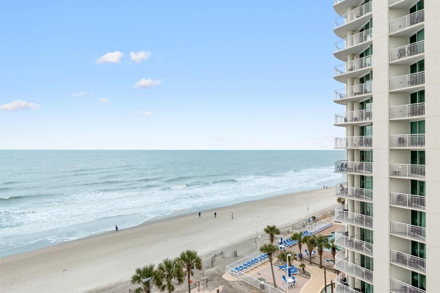 Paradise Breathtaking Oceanfront Oceans One Aparthotel