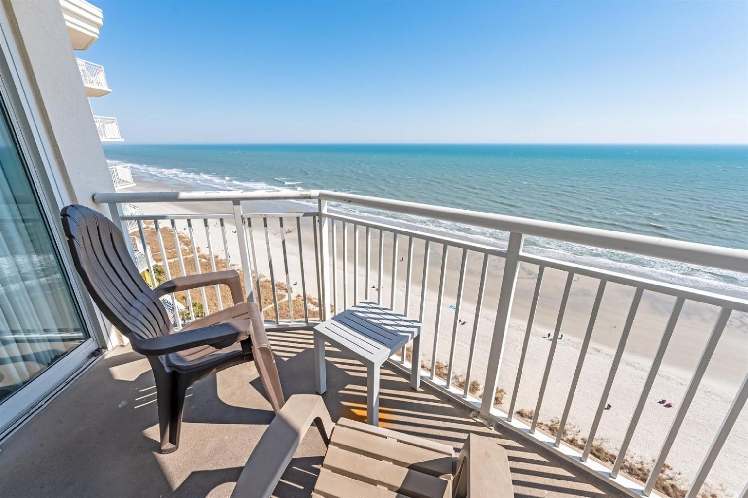 Baywatch Renovated, Unobstructed Oceanfront Views!