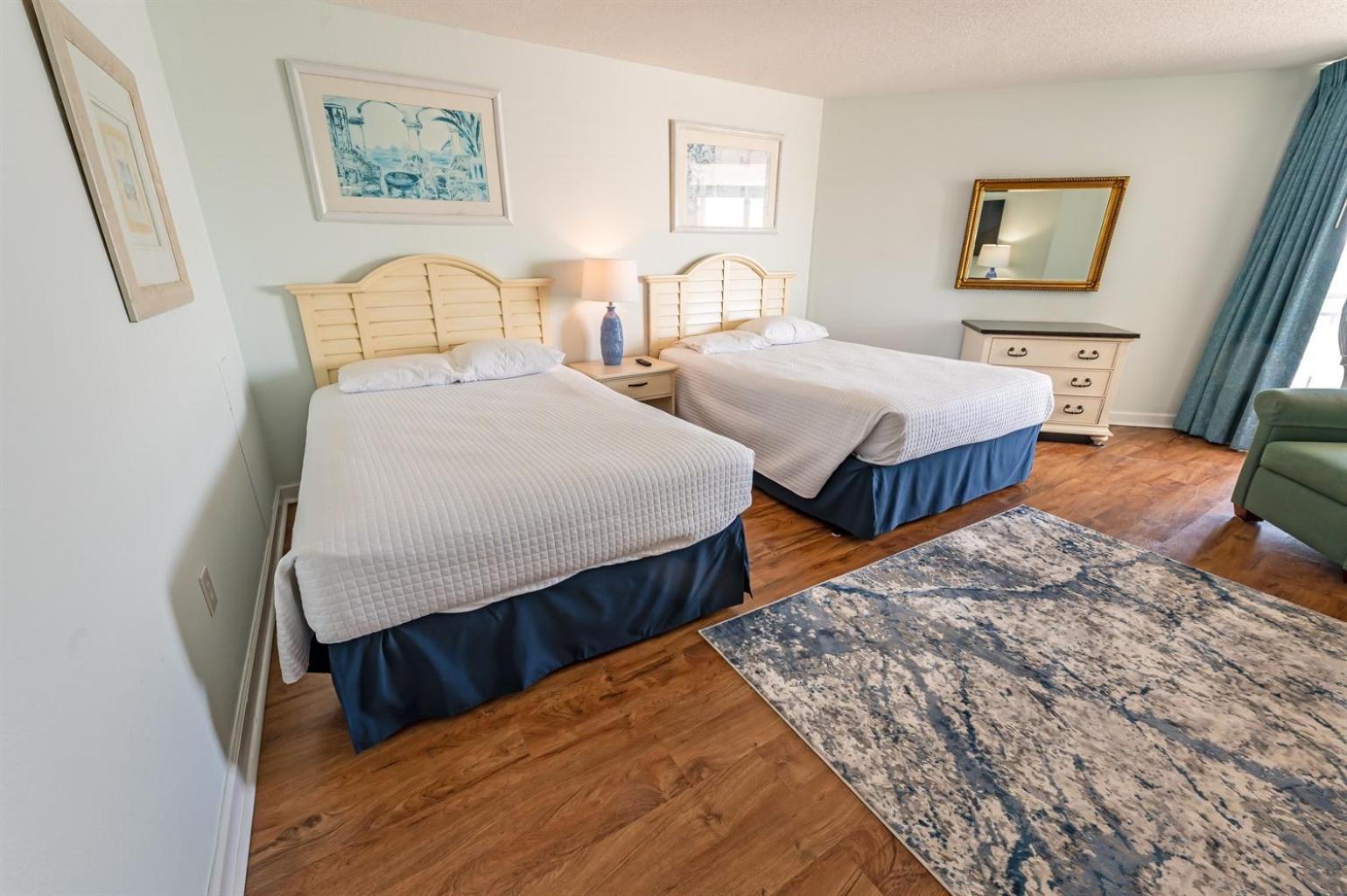Baywatch Renovated, Unobstructed Oceanfront Views! Holiday home