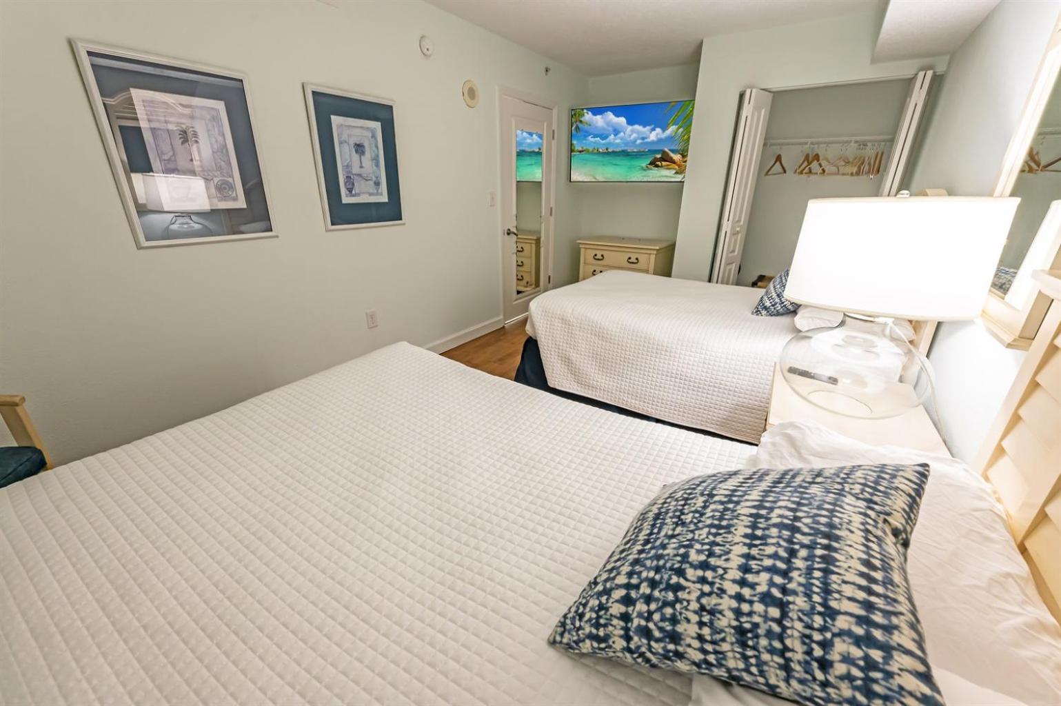 Holiday home Baywatch Renovated, Unobstructed Oceanfront Views! *