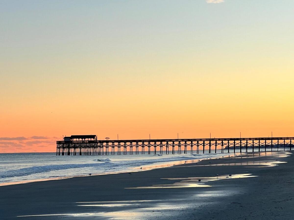 Holiday home Charming Garden Condo, Steps To Beach! Myrtle Beach