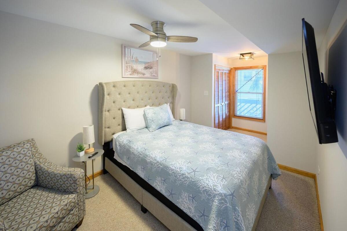 Holiday home Charming Garden Condo, Steps To Beach! Myrtle Beach