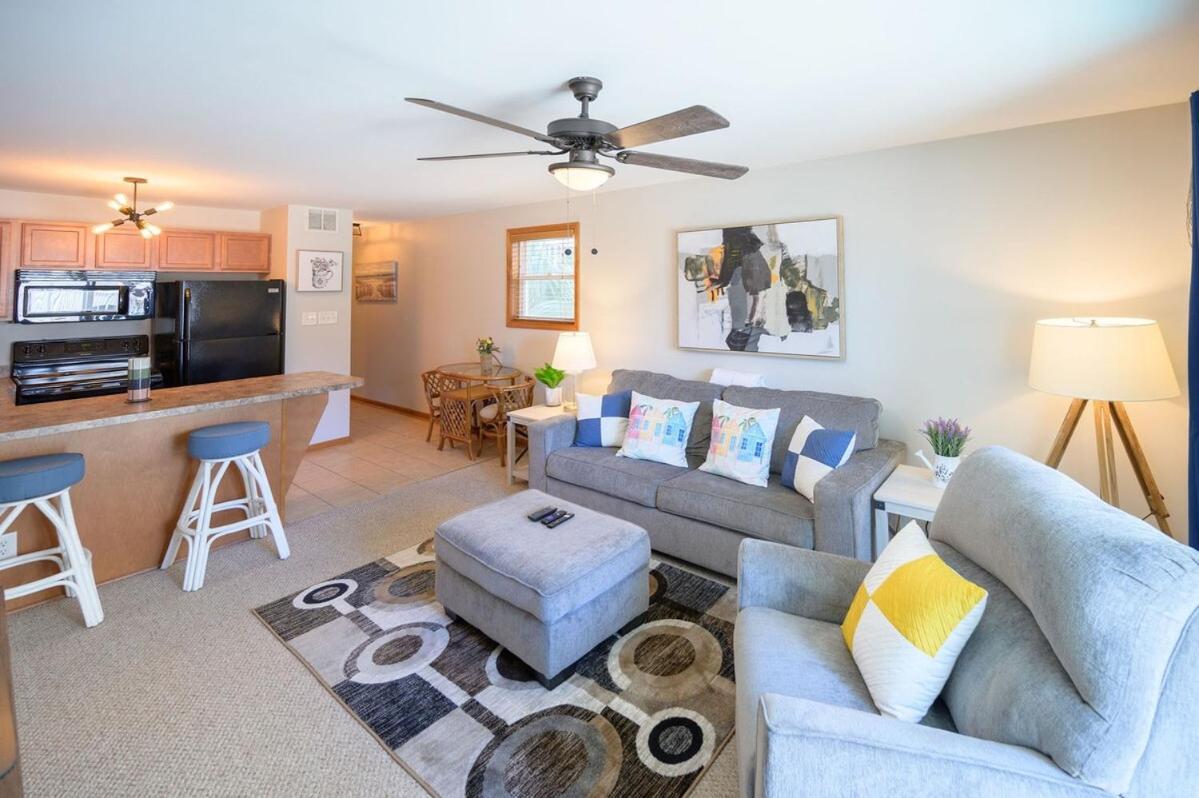 Charming Garden Condo, Steps To Beach!