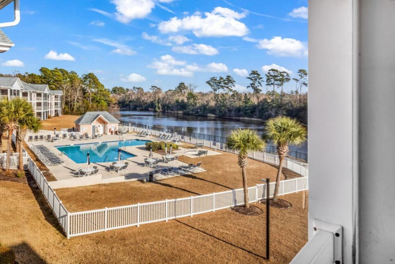 Gorgeous 2 Bedroom Along The Intracoastal Waterway Myrtle Beach