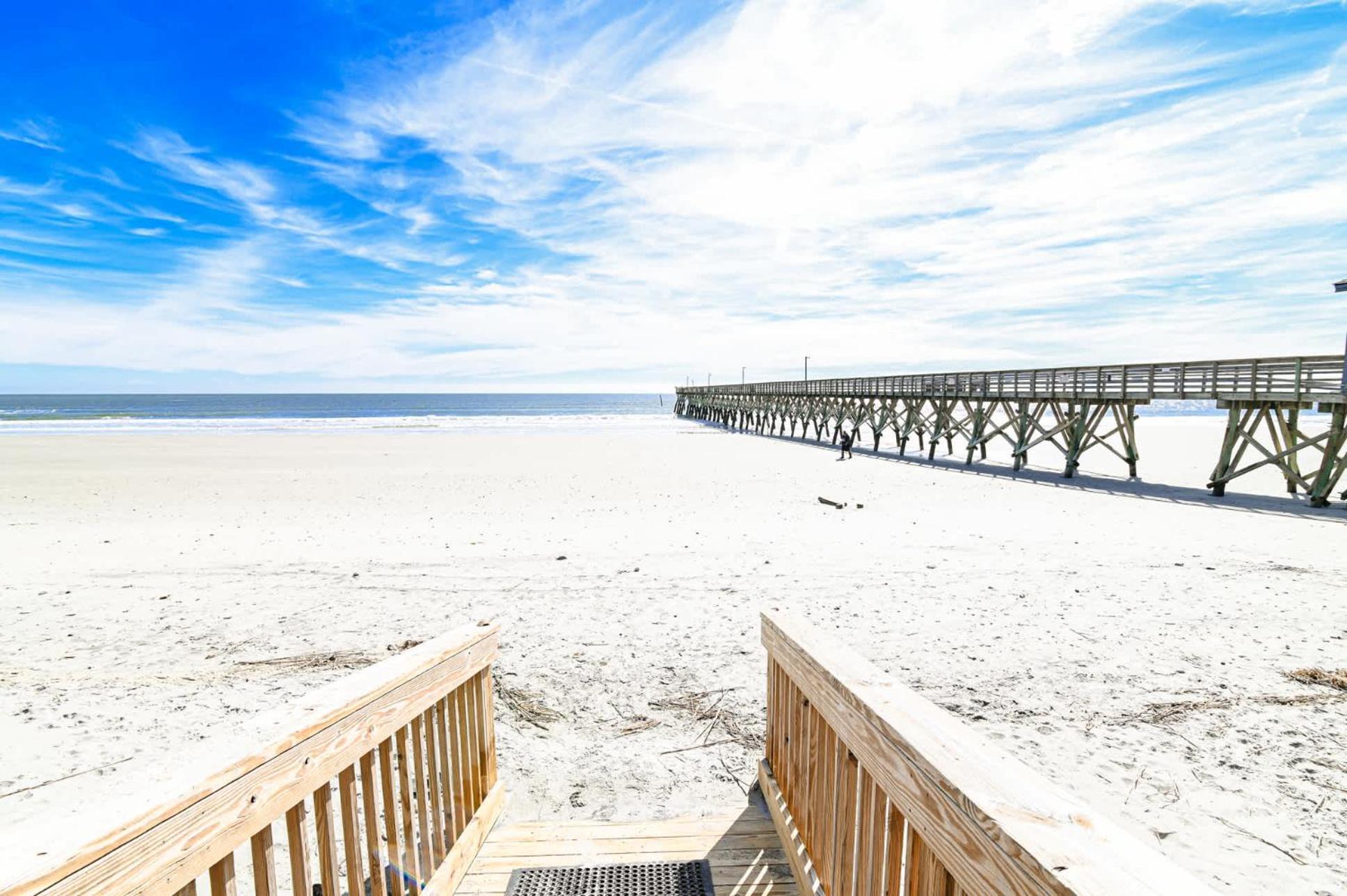 Leslie's Seaside At Cherry Grove *