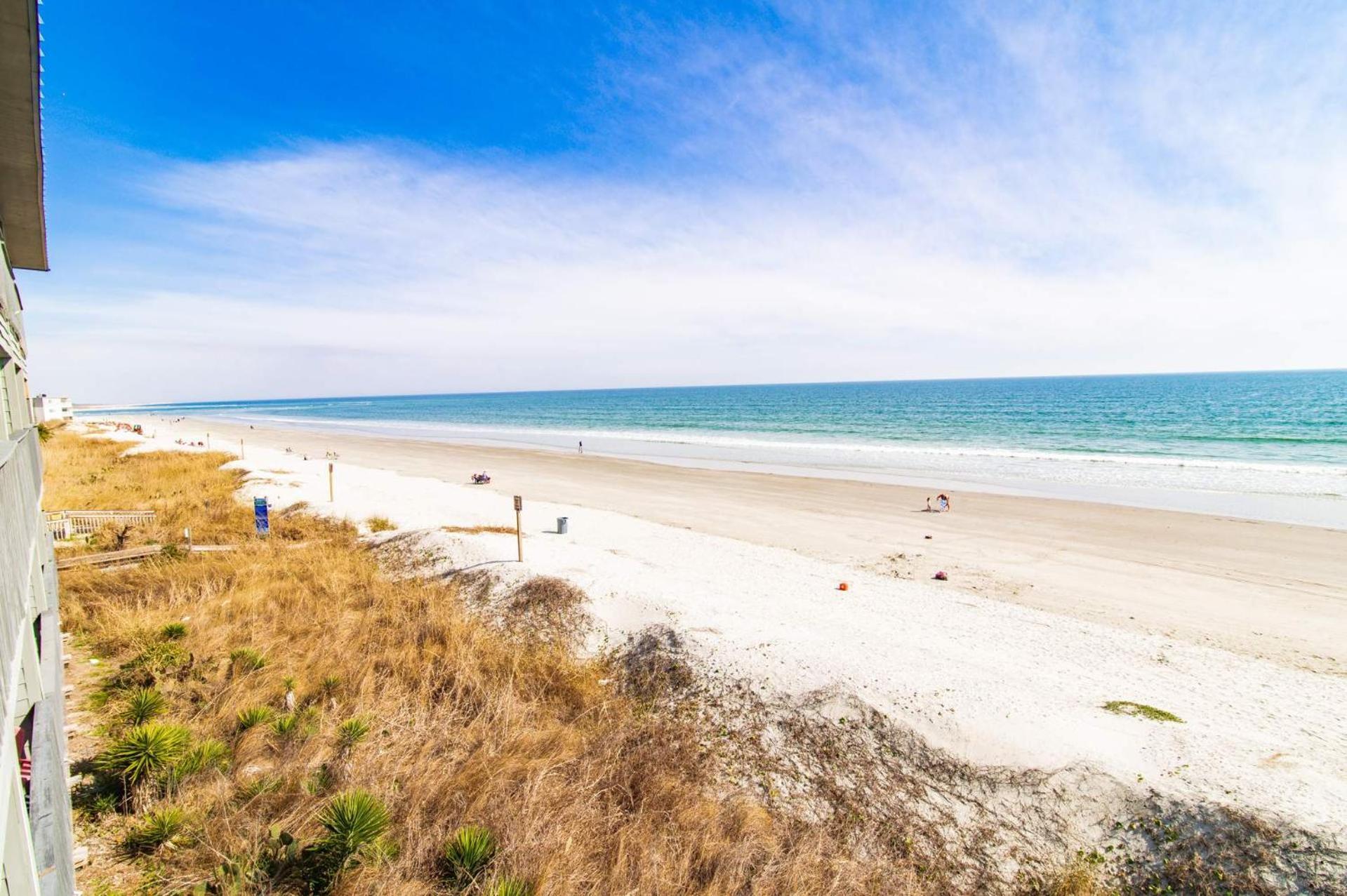 Leslie's Seaside At Cherry Grove *