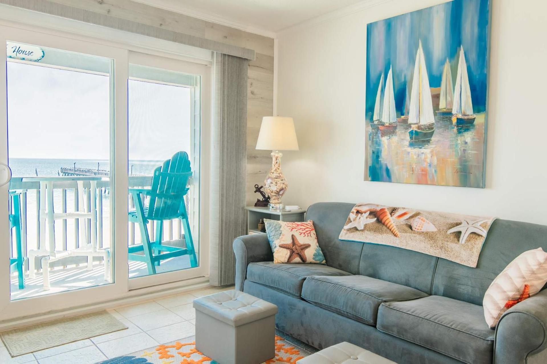Leslie's Seaside At Cherry Grove *