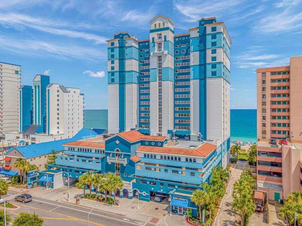 Holiday home Beautiful Renovated 2 Bedroom With Direct Ocean Views! Paradise 1907