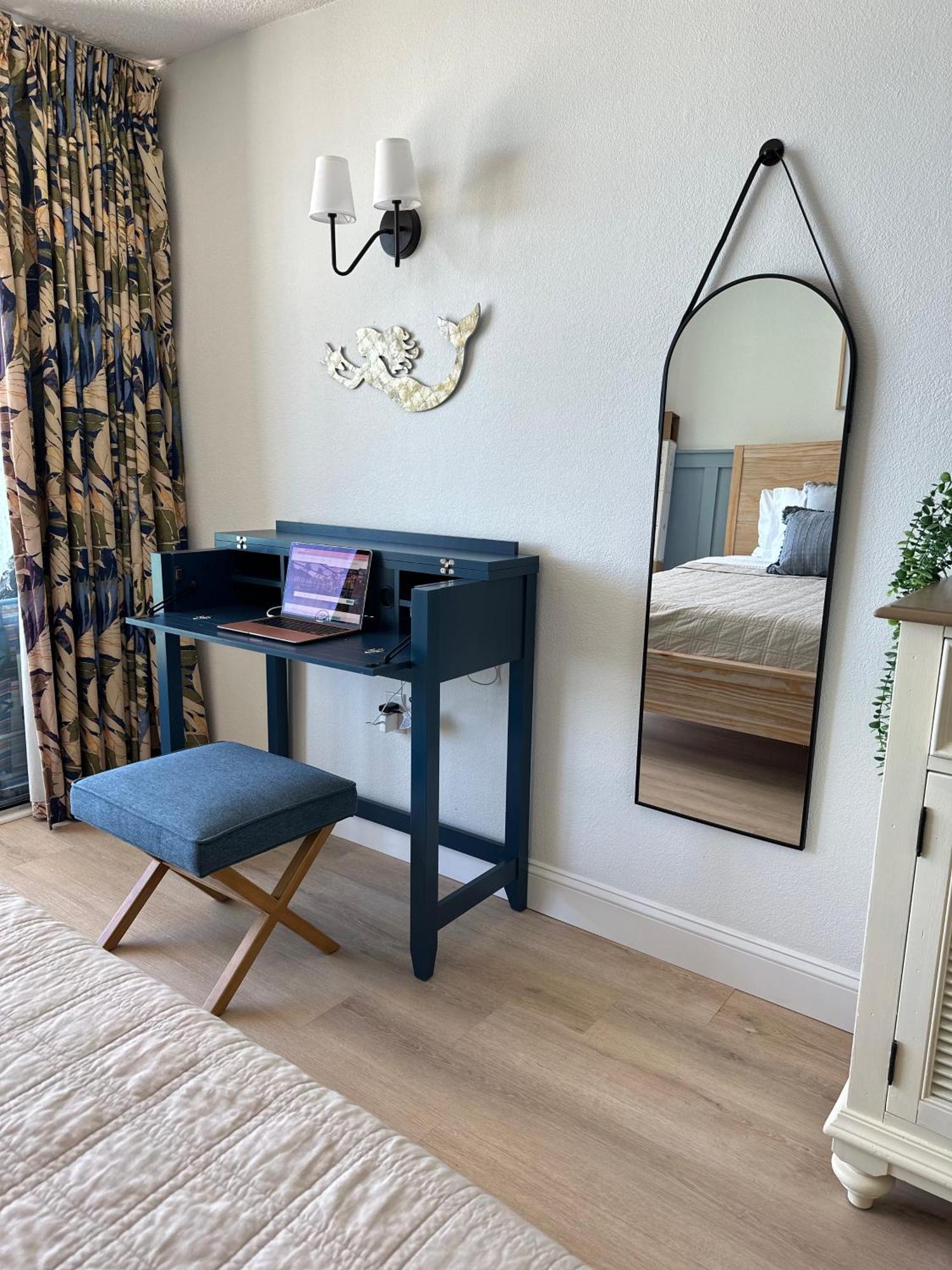 Ocean Front King Studio-resort Building-sleeps Up To 3 Aparthotel Myrtle Beach