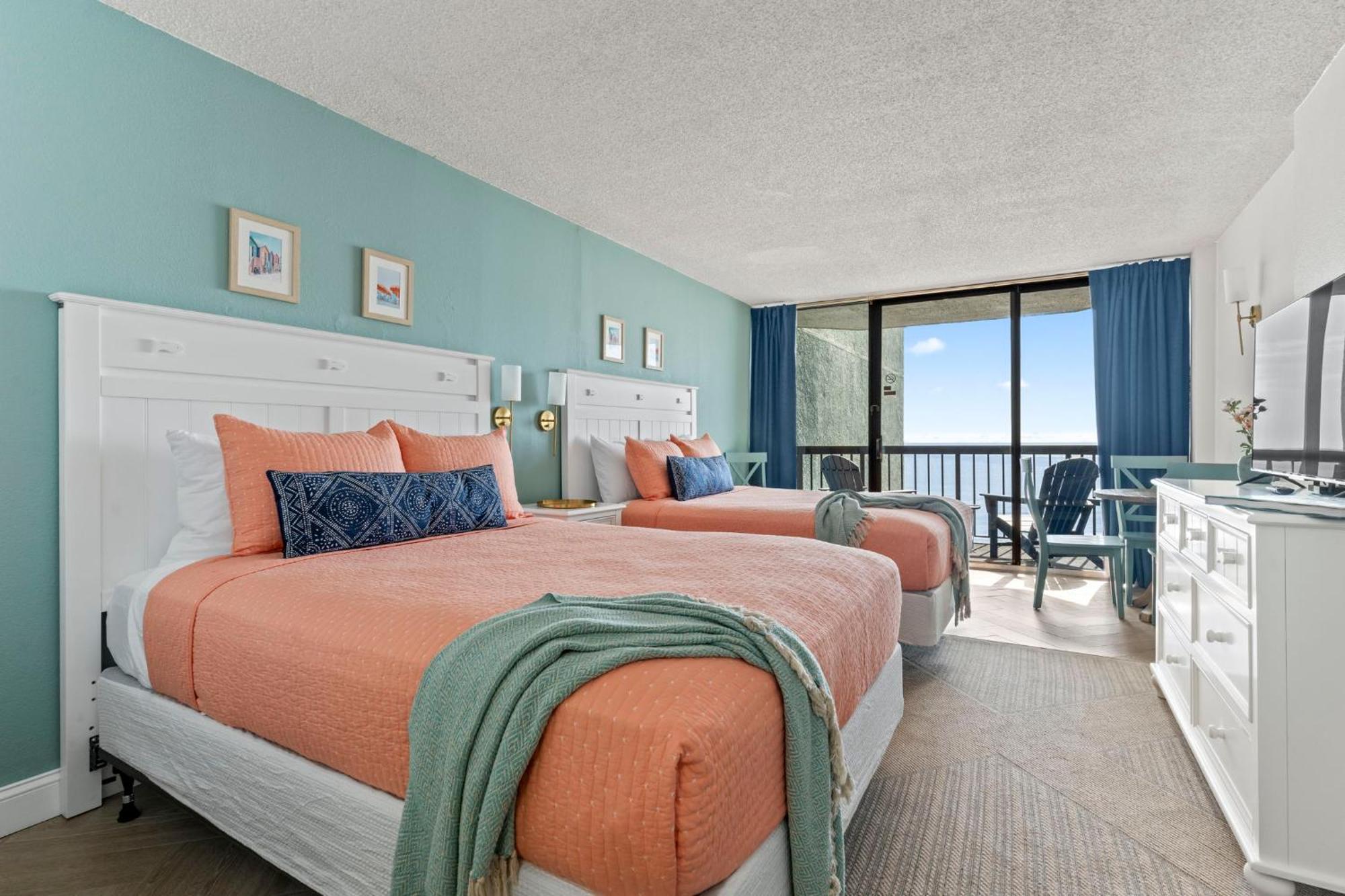 New Oceanfront In W/ Pools & Hot Tubs * Myrtle Beach