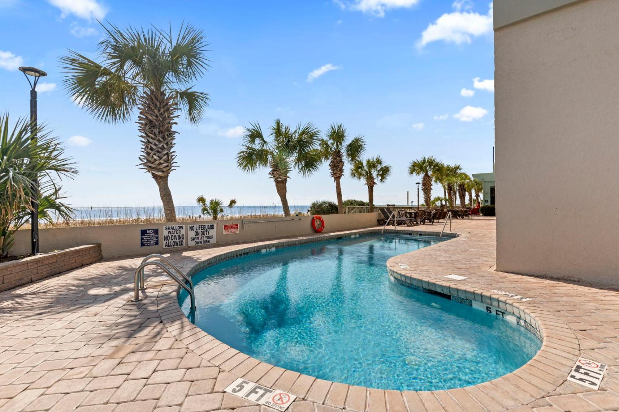 New Oceanfront In W/ Pools & Hot Tubs Aparthotel
