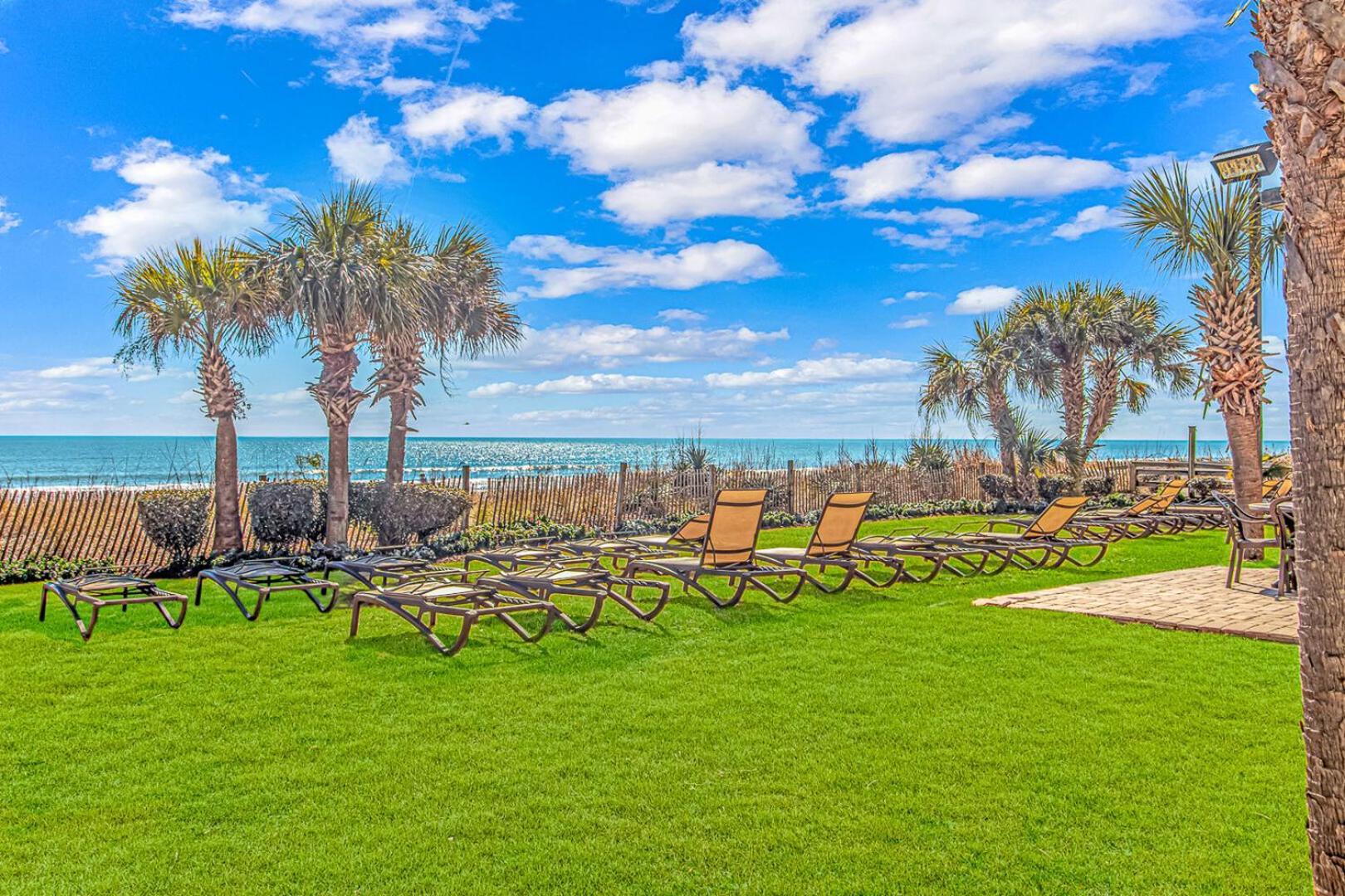 Holiday home Immaculate Ocean View King Suite!- Grande Cayman Unit 437 - Sleeps 4 Guests! *