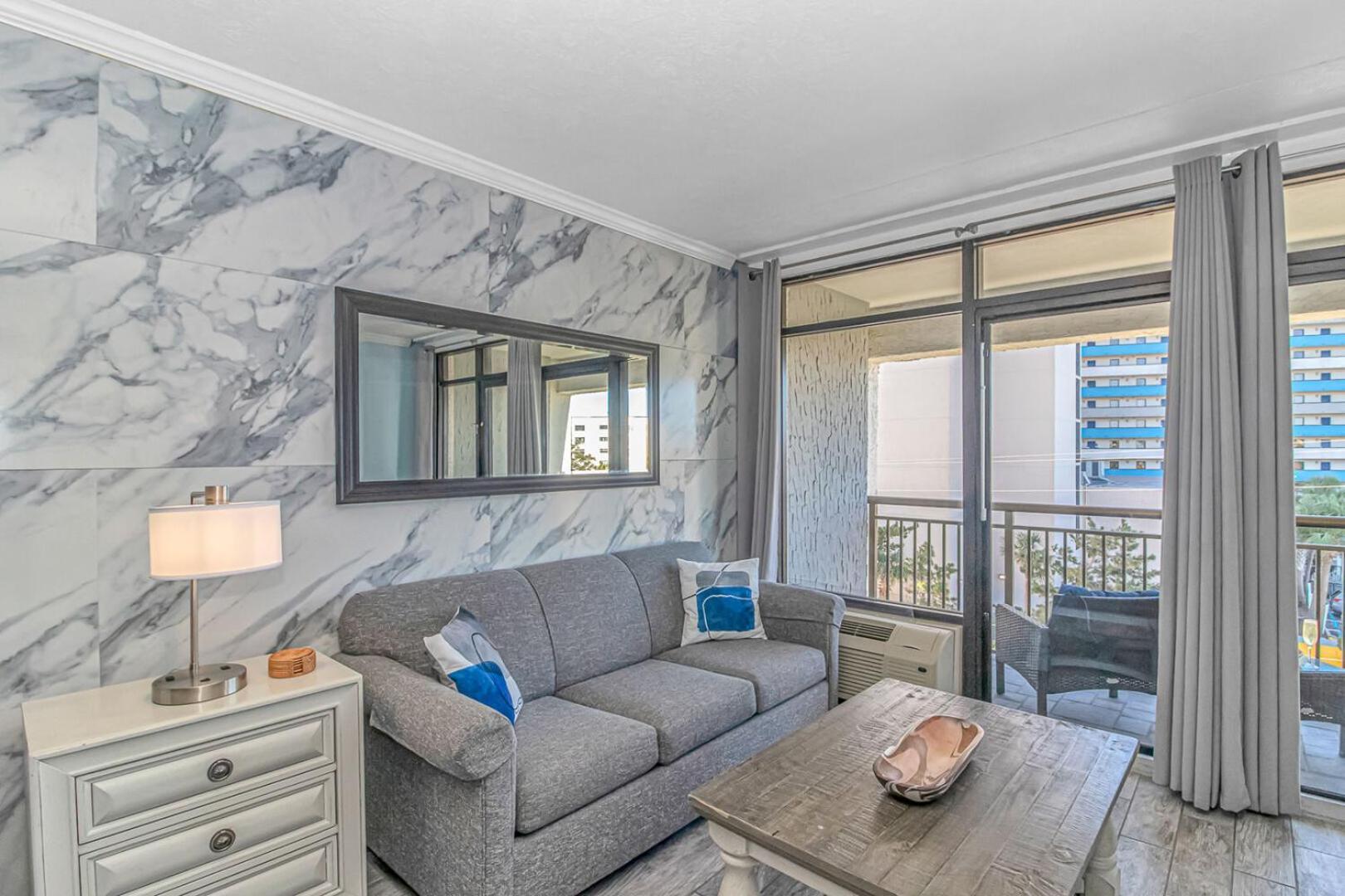 Holiday home Immaculate Ocean View King Suite!- Grande Cayman Unit 437 - Sleeps 4 Guests!
