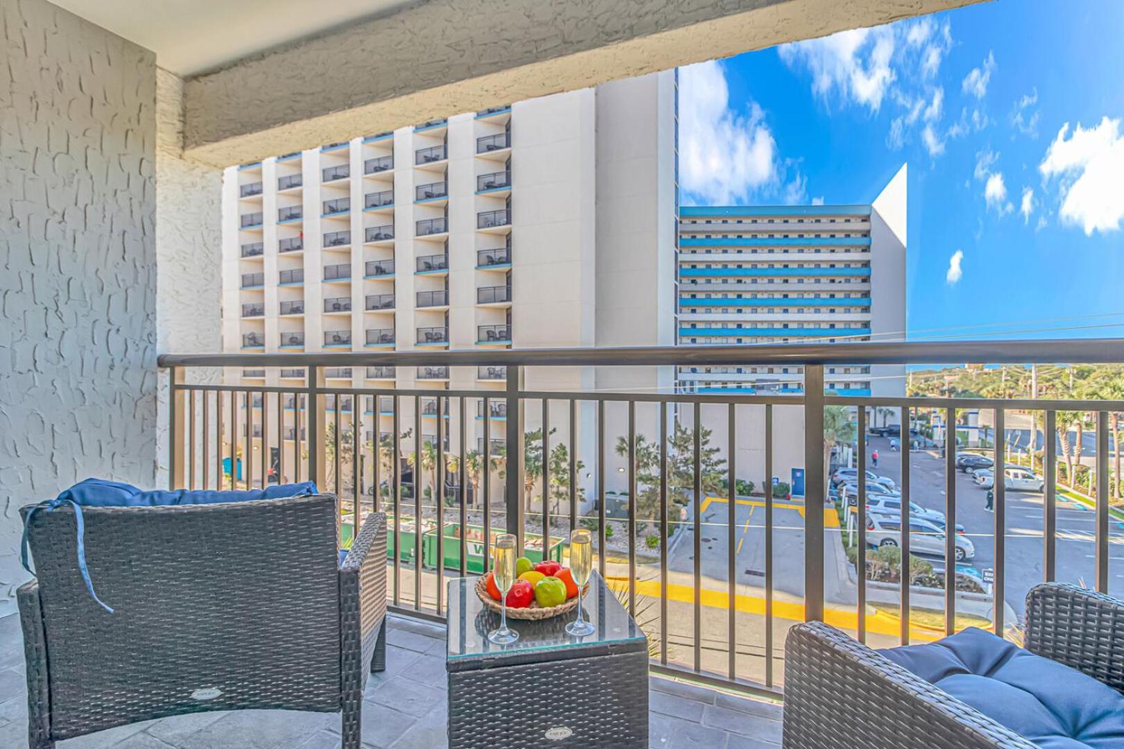 Holiday home Immaculate Ocean View King Suite!- Grande Cayman Unit 437 - Sleeps 4 Guests! *