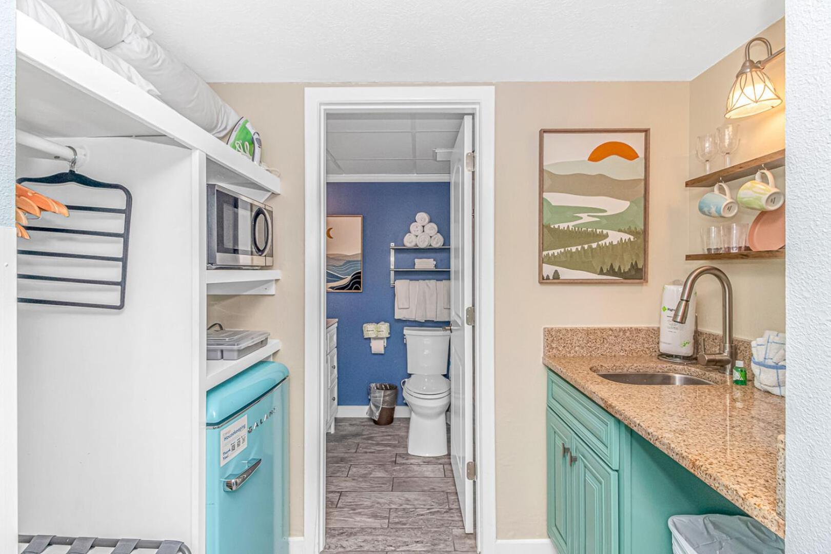 Immaculate Ocean View King Suite!- Grande Cayman Unit 437 - Sleeps 4 Guests! Myrtle Beach