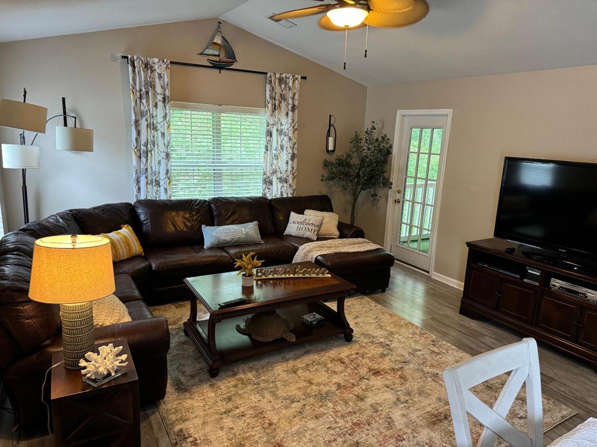Apartment A Spacious 3-bedroom, 2-bath Perfect For A Wonderful Family Vacation